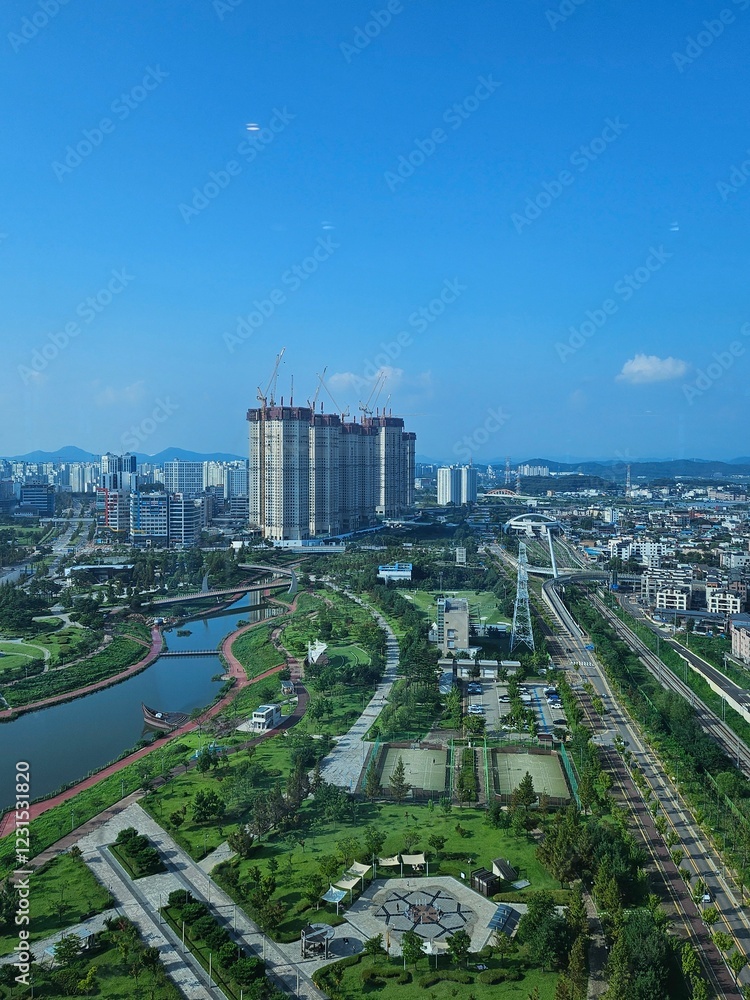 Naklejka premium sky view of the city