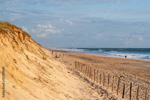 Obraz na płótnie Słoneczne wakacje w Mimizan-Plage, Aquitaine (France) w salonie