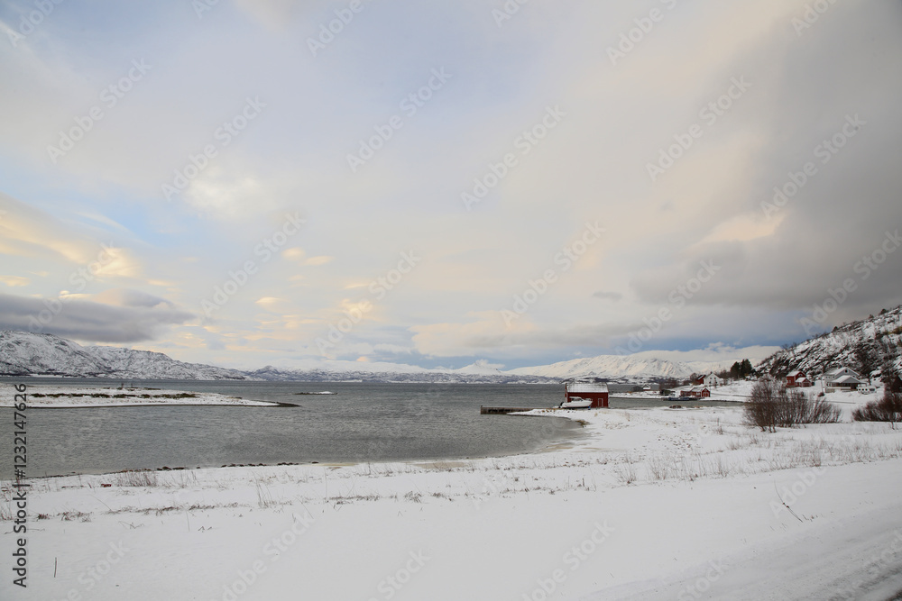 Sulla strada per Storekorsnes, sopra Alta, nel Finnmark. Norvegia del Nord Sulla strada per Storekorsnes, sopra Alta, nel Finnmark. Norvegia del Nord