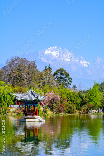 Lijian Yunna Black Dragon Pool with Jade Dragon snow mountain.