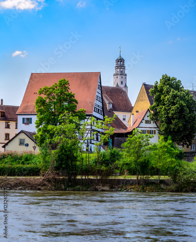 Obraz na płótnie Waterfront of Lauingen at the Danube river w salonie