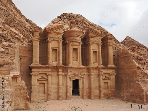 Wallpaper Mural ヨルダン　ペトラ遺跡　エドディル Torontodigital.ca