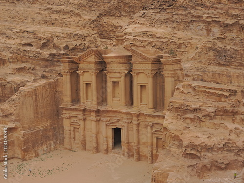 Wallpaper Mural ヨルダン　ペトラ遺跡　エドディル Torontodigital.ca