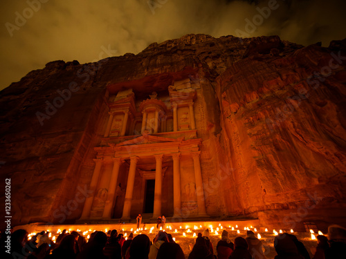 Wallpaper Mural ヨルダン　ペトラ遺跡　ペトラバイナイト Torontodigital.ca