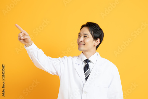 若い日本人男性の医者