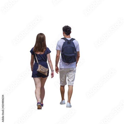 Un homme et une femme qui marchent de dos. L’homme porte un t-shirt blanc, un short clair et un sac à dos. La femme porte une robe courte bleue, un sac en bandoulière et des sandales. photo