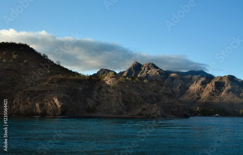 Wallpaper Mural Mountain Landscape Torontodigital.ca