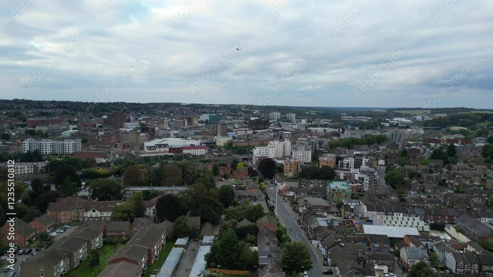 Aerial View of Central Luton City and Town Centre Homes During Mostly Cloudy Day Aerial View of Central Luton City and Town Centre Homes During Mostly Cloudy Day