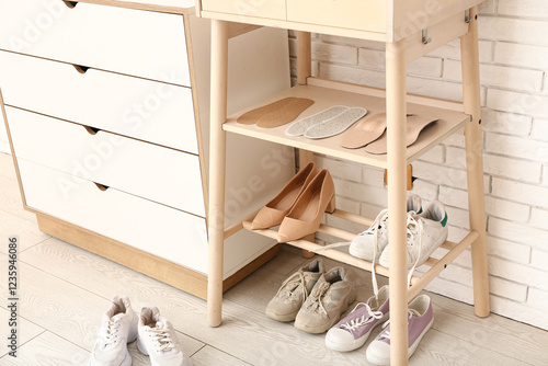 Shoe rack with stylish shoe...