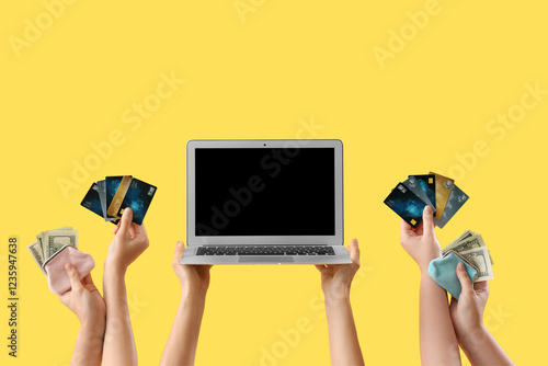 Women with blank laptop, mo...