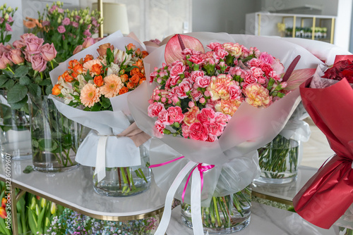 Wallpaper Mural Bukiet Kwiatów w kwiaciarni Torontodigital.ca