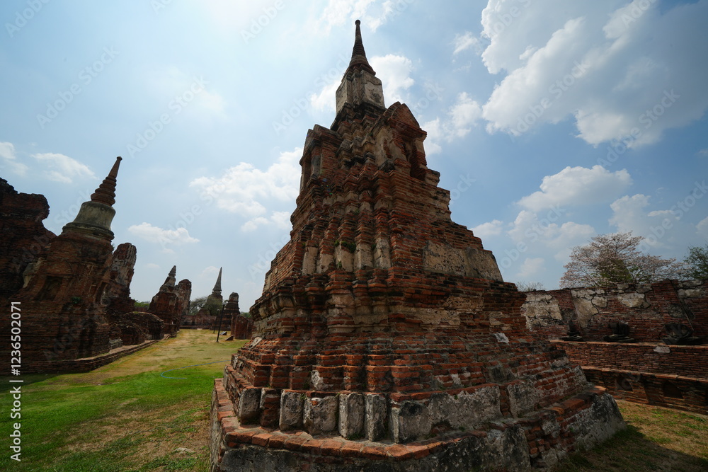 Fototapeta premium Wat Mahathat, Ayutthaya Province, Thailand, destroyed by the Burmese in 1767. Photo taken on 29 March 2024.