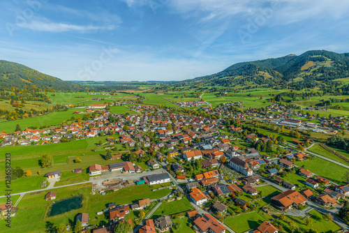 Idyllischer Oktobertag in den Ammergauer Alpen bei Unterammergau photo