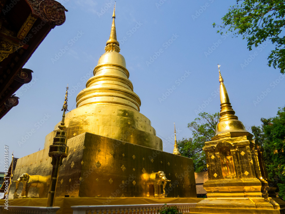 Naklejka premium Phra Singh Woramahawihan, Chiang Mai, Thailand