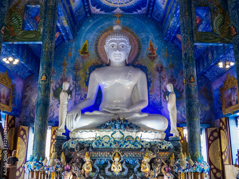 Fototapeta premium Blue Temple, Chiang Rai, Thailand