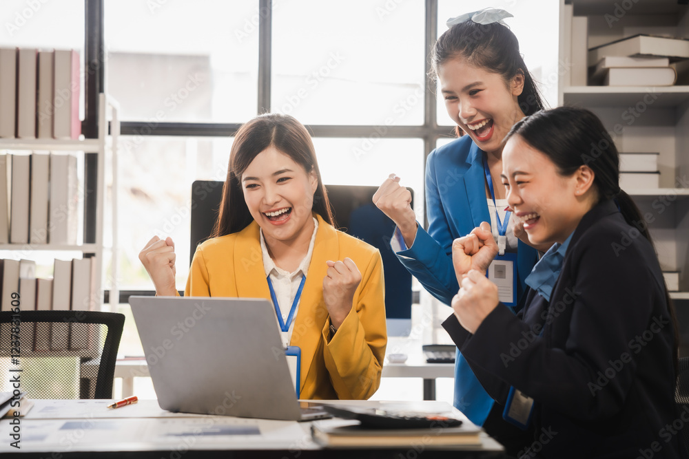 Obraz premium Female business leaders come together in conference room for their annual meeting, actively participating, asking questions, enriching seminar, Asian people, only women, Proposals and comments.