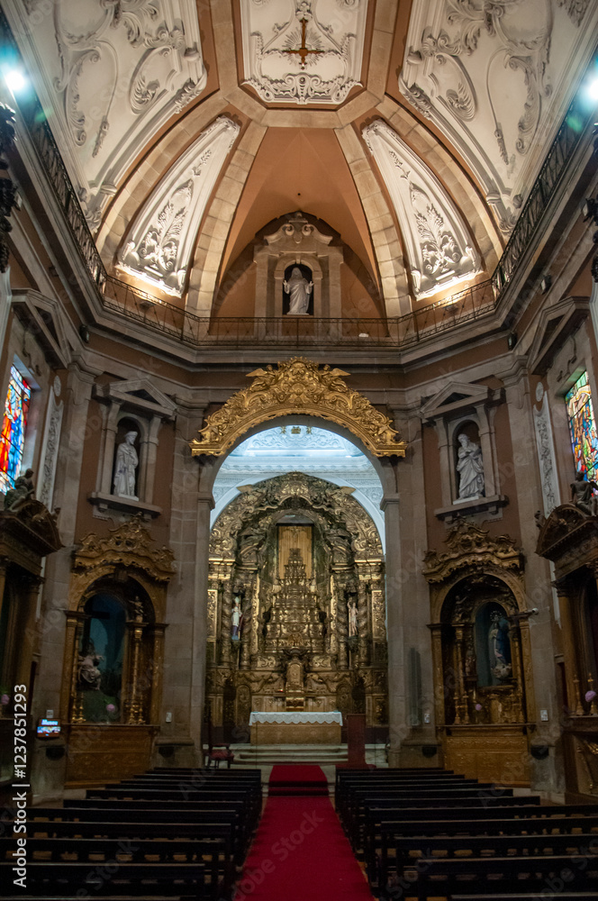 Fototapeta premium ポルト大聖堂のとても美しい風景Very beautiful scenery of Porto Cathedral
