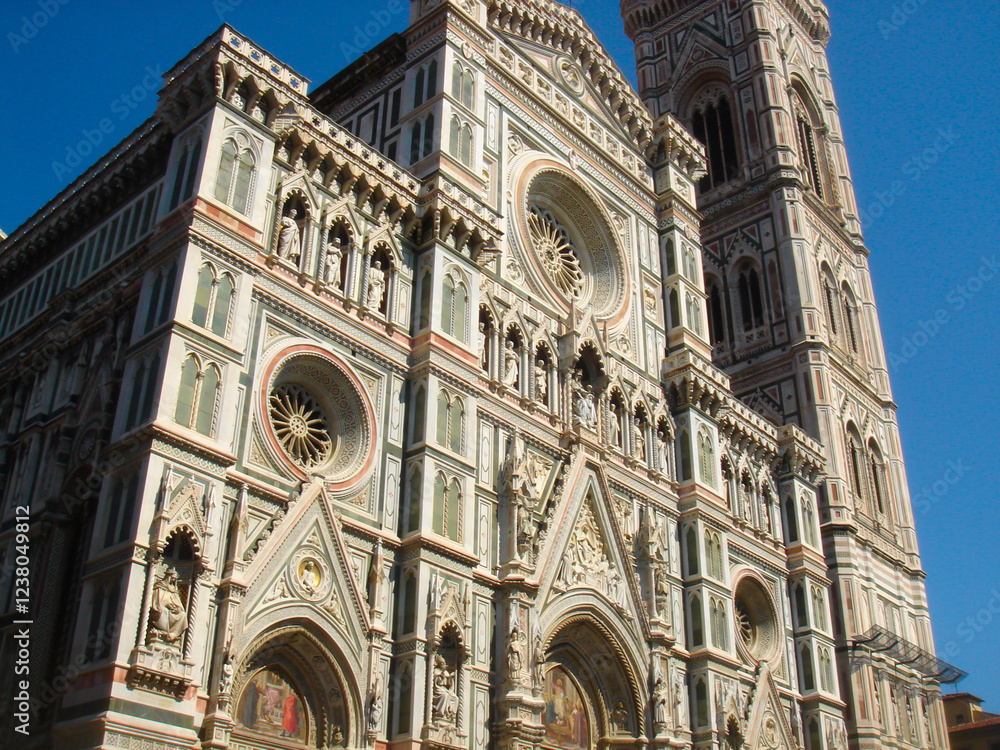 Photos of Italy's built-in tourist areas Photos of Italy's built-in tourist areas