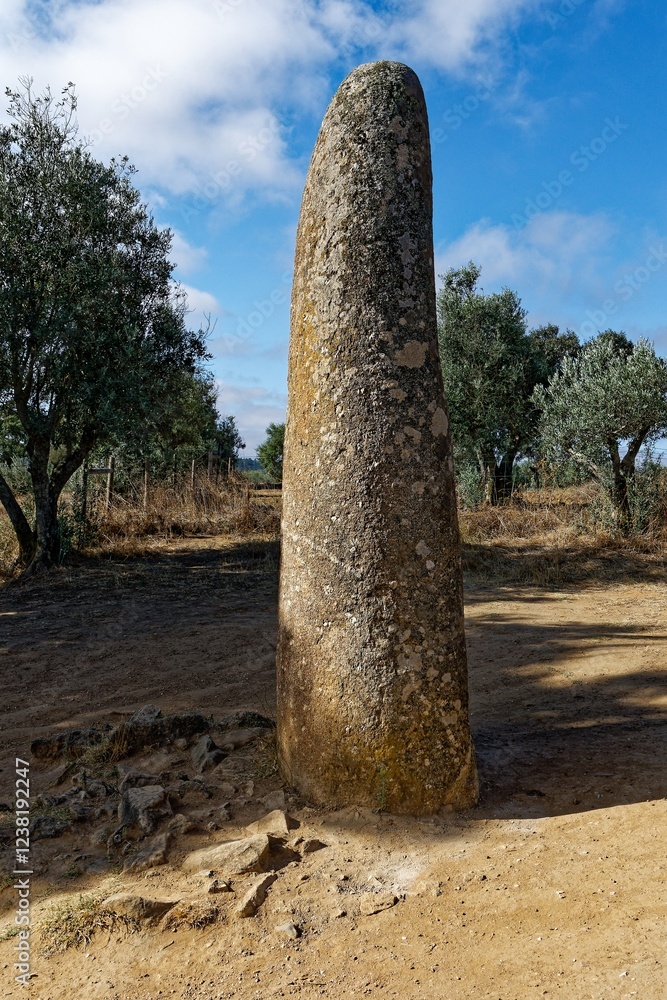 Menir dos Almendres
