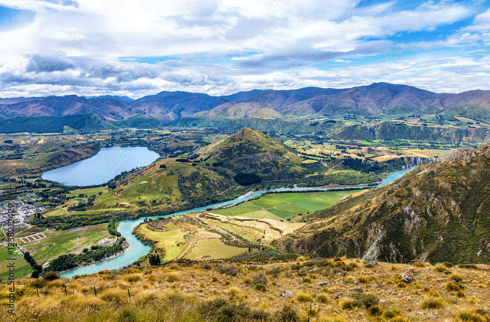 Obraz premium Lake Hayes, Queenstown, Otago, South Island, New Zealand, Oceania.