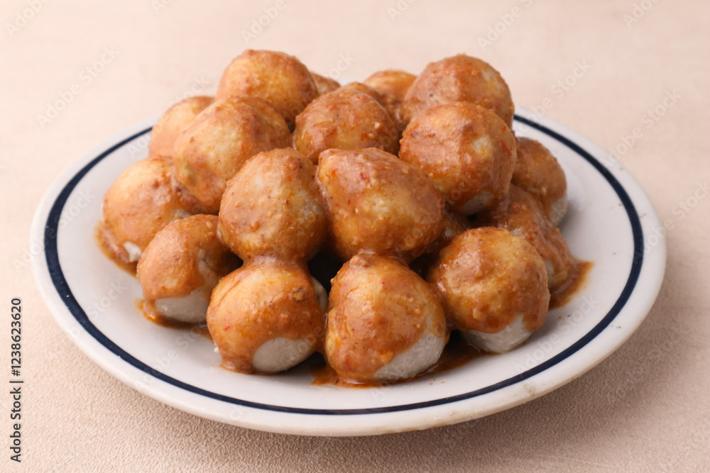 Delicious Peanut Sauce Meatballs Delicious Peanut Sauce Meatballs