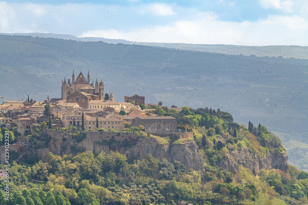 Orvieto, Umbria, Italy: City perched on a cliff, cathedral prominent.