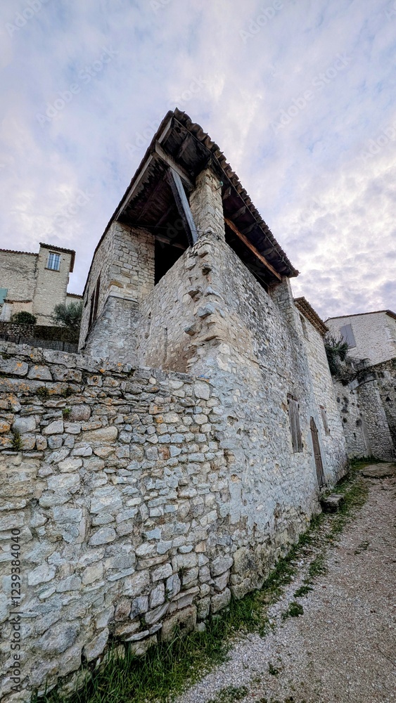 VAISON-LA-ROMAINE (Vaucluse)