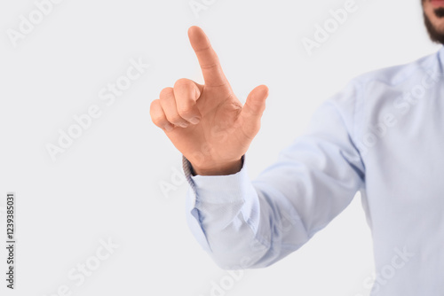 Businessman using virtual s...