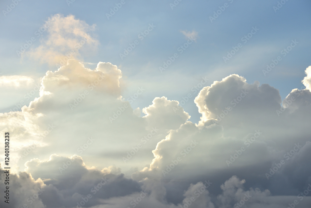 少し霞んだ入道雲 少し霞んだ入道雲