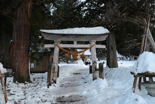 Wallpaper Mural Shirakawa Hachiman Shrine. Torontodigital.ca
