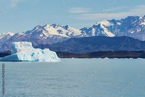 glaciar and mountain