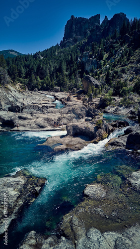 Crystal-clear pozones of Caleufú – a hidden natural wonder in the heart of Patagonia photo