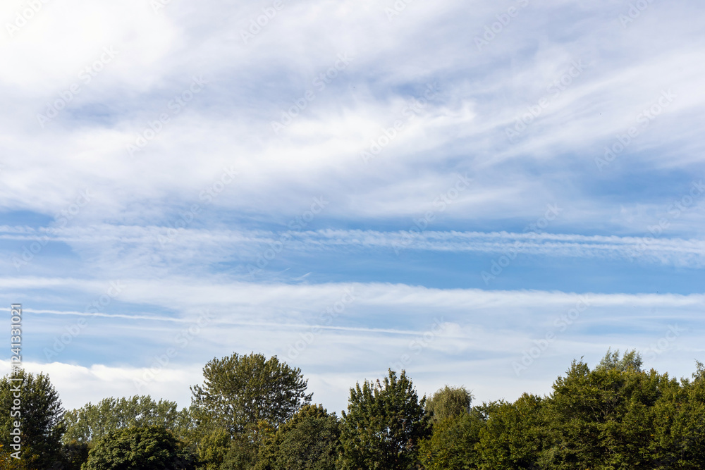 Obraz premium Beautiful blue sky with a white clouds