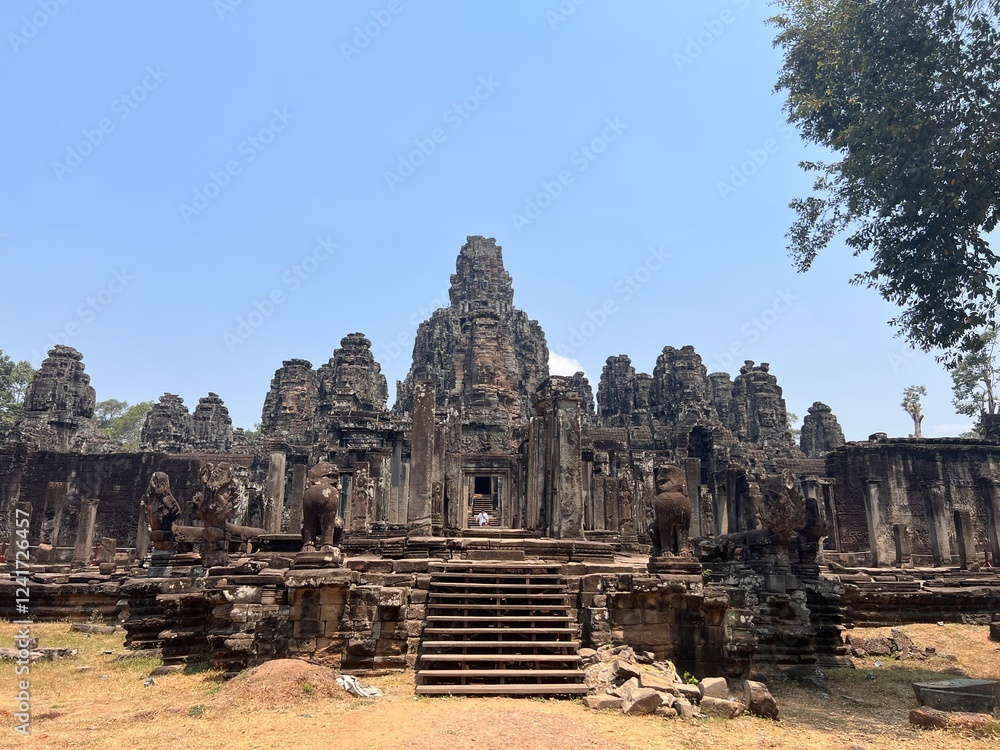 Obraz premium Ancient Temples of Angkor Wat at Sunrise, Cambodia