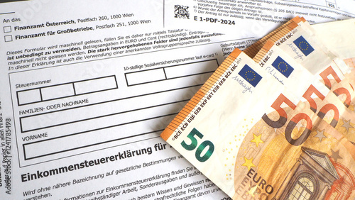 Austrian tax form prepared to be filled