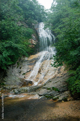 Baima Grand Canyon Waterfall, Heavenly Village, Lu 'an, Anhui, China photo