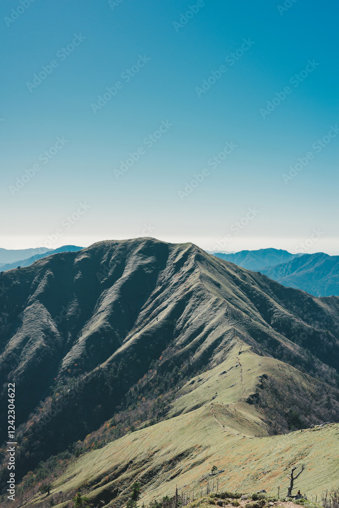Fototapeta premium 日本 徳島県の剣山 山頂