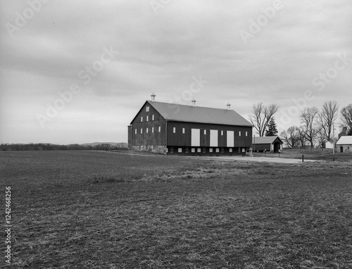 Barn at Thomas Farm photo