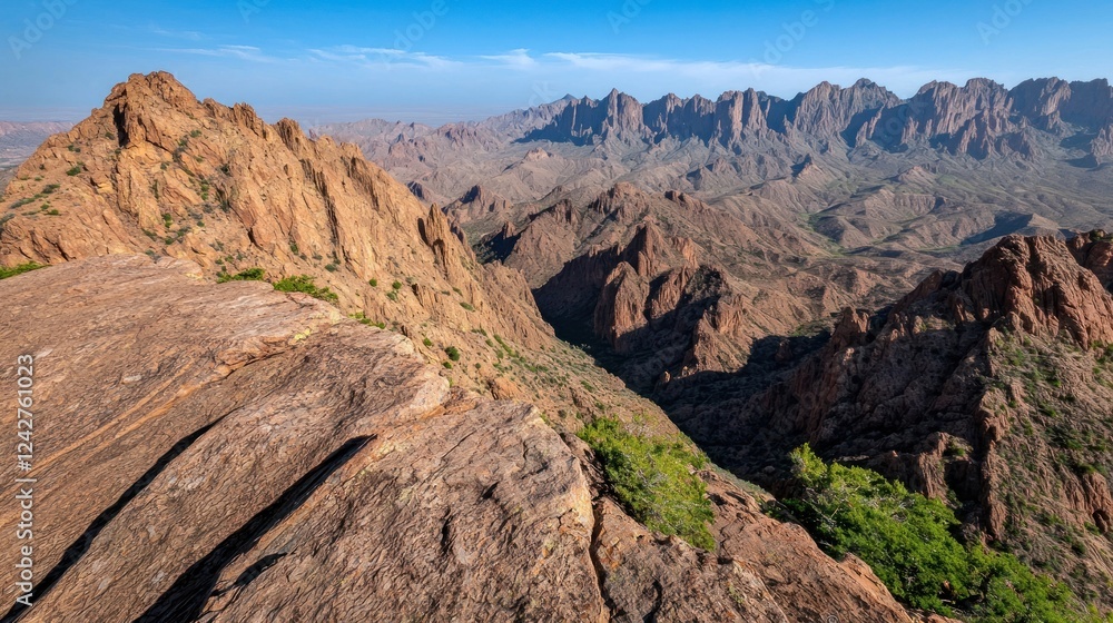 Fototapeta premium Arid Mountain Range Panorama Under Bright Sunlight