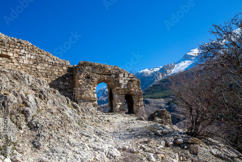 Obraz na płótnie Uluborlu Town, located in Isparta, Turkey, is an old Ottoman settlement with its historical mosques, fountains, bridges and Uluborlu castle w salonie