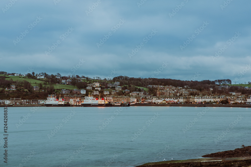 Obraz premium Ferries berthed at Rothesay Port in Isle of Bute on Christmas day