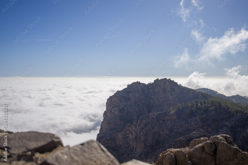 Pico de las Nieves, Gran Canaria's highest peak, above a sea of clouds.