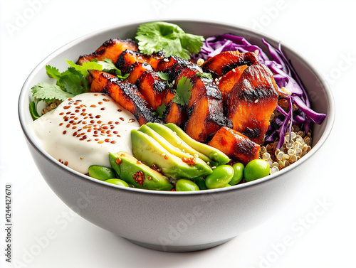 Gesunde Buddha-Bowl mit Quinoa, Süßkartoffeln und frischem Gemüse

 photo