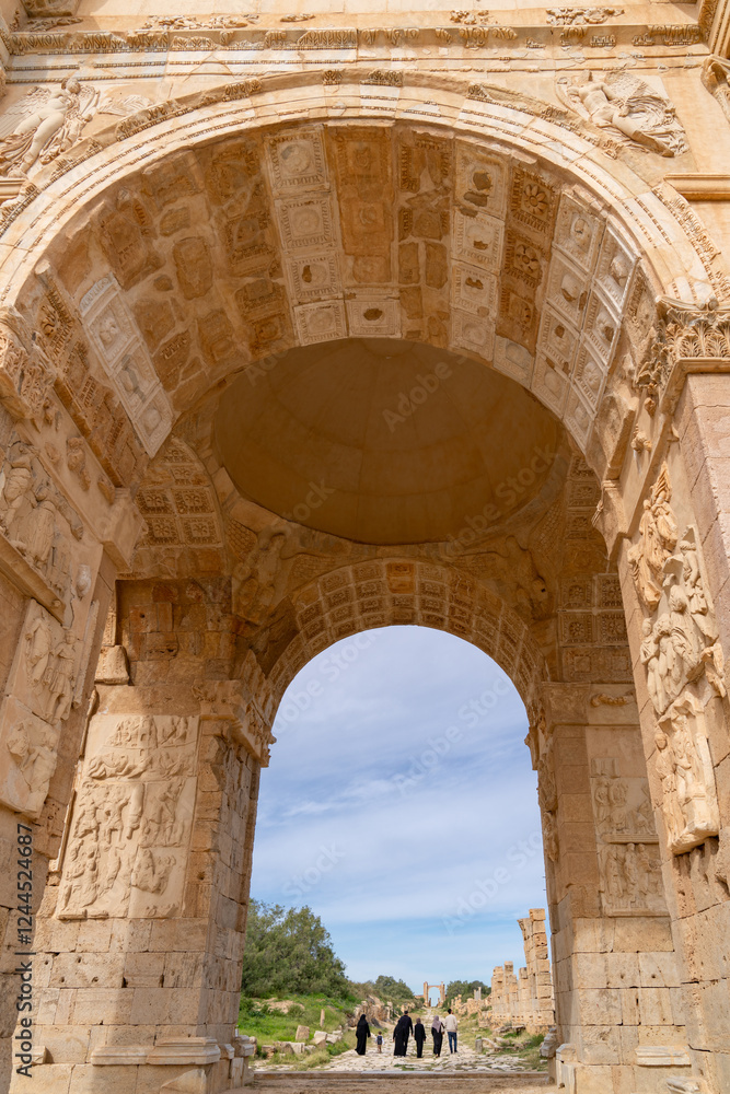 Fototapeta premium Triumphant arch of Septimus Severus in Leptis Magna, Libya