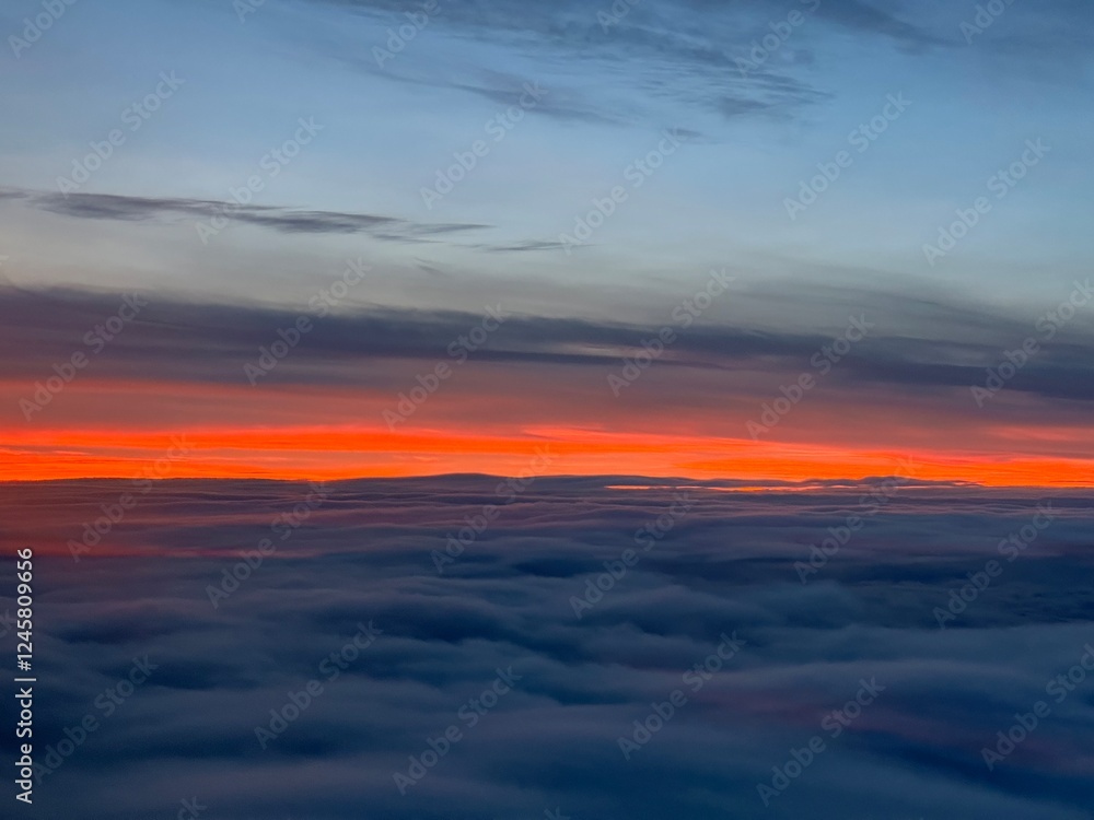Obraz premium sunset over the mountains