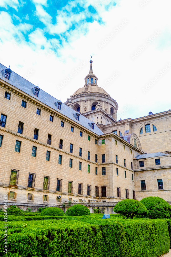El Escorial: un conjunto monumental que impresiona El Escorial: un conjunto monumental que impresiona