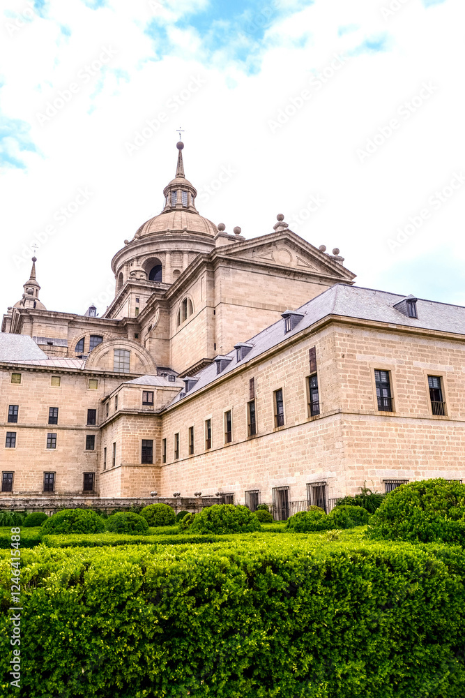 Fototapeta premium El Escorial: un conjunto monumental que impresiona
