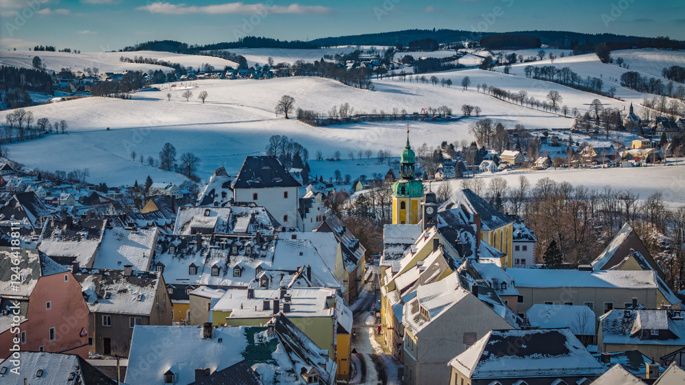 Fototapeta premium Stadt Wolkenstein im Erzgebirge im Winter