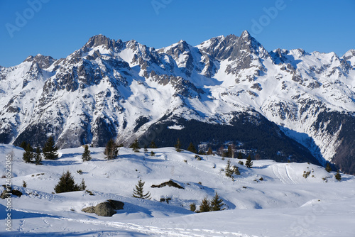 Wallpaper Mural Landscape photos of Vaujany ski resort located in the French Alps on the Alpe d'Huez ski area with lots of snow, wonderful sunshine and beautiful blue sky Torontodigital.ca