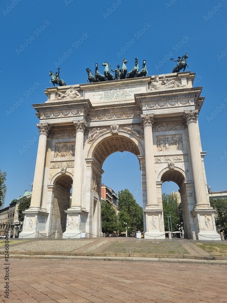 Fototapeta premium The peace arc in Milan, Italy